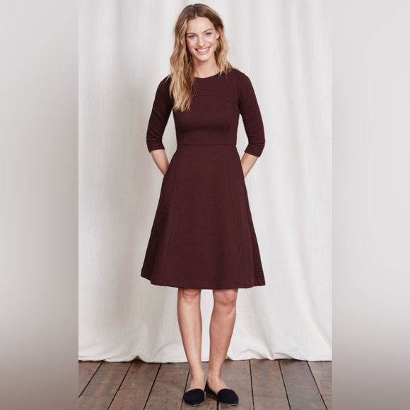Boden Dresses & Skirts - Boden Burgundy Curve and Flare Dress